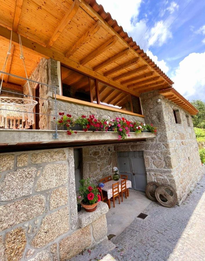 Casa Da Quinta Costa D'alem Geres Hébergement de vacances *